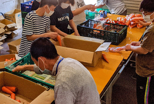 ステップあっぷ西江井島の作業風景